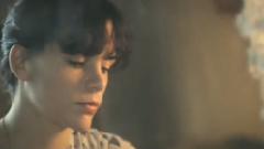 Leona Naess - Leave Your Boyfriends Behind