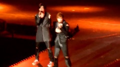 东方神起 - Duet