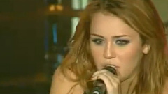Miley Cyrus - My Heart Beats For Love