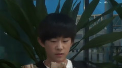 TFBOYS - 重庆江北机场关内