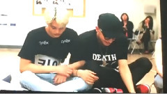 EXO - EXO Concert vehind VCR