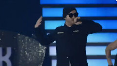 朴春(2NE1) - UP