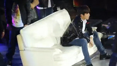 东方神起 - Honey Funny Bunny