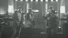 Big Sean,E-40 - I Don't Fuck With You