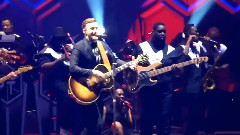 Justin Timberlake,Garth Brooks - Friends In Low Places
