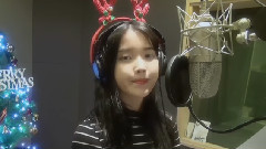 IU - 12月24日(D.ear Cover)