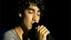 Jonas Brothers - Turn Right Walmart Soundcheck