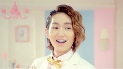 SHINee,2NE1 - Etude SHINee & Dara