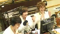 EXO-K - Kiss The Radio