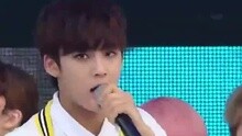 Seventeen - SEVENTEEN - Adore U 现场版