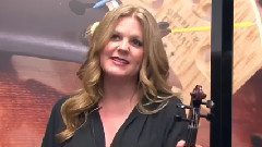 音乐短片 - 美国梦迪尼Mendini MV-SL-500小提琴演示