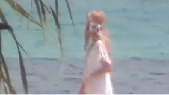 允儿(少女时代),少女时代 - Yoona On The Beach