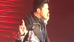 东方神起 - Why Keep Your Head Down