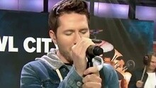 Owl City - Fireflies Today Show现场版 2015