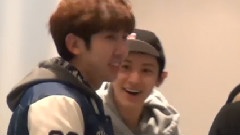 EXO - 门后玩耍打闹被吓