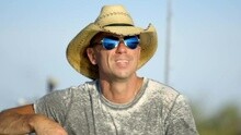 Kenny Chesney - Save It for A Rainy Day