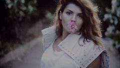 Ale Blake - Latin Heart
