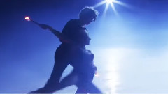 音乐短片 - Ice Skating On Fire