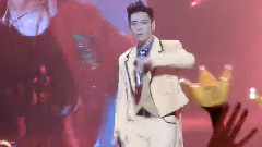 G-Dragon(BigBang),太阳(Bigbang),T.O.P(Bigbang),胜利(Bigbang),BigBang - FANTASTIC BABY