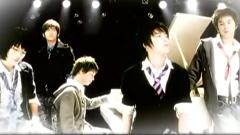 东方神起 - Tonight