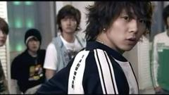 东方神起 - Holding Back The Tears