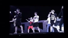 XIUMIN(EXO),KAI(EXO),吴世勋(EXO),边伯贤(EXO),EXO - Love Me Right彩排