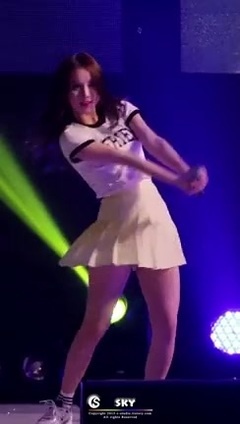 GFriend - White