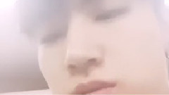 GOT7 - This Is JB's Fried Shrimp Eating Show!