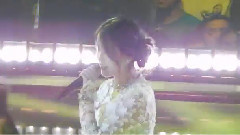 IU - YOU&I In LA KCON 2014 Fancam