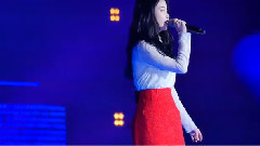 IU - 昌源K-pop Featival Talk 4 Fancam