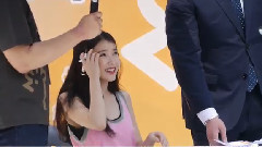 IU - 在粉丝吉他上签名 Fan Sign Meeting Fancam
