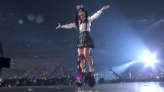 AKB48 - 制服の羽根