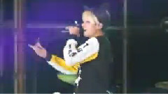Amber(f(x)),Luna(f(x)) - Shake That Brass