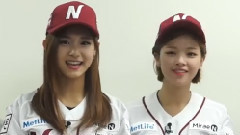 TWICE - 子瑜 & 定延 开球新闻视频