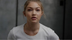 欧美群星 - Gigi Hadid 拍摄杂志花絮