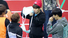 Teen Top - 帮Ricky穿名牌