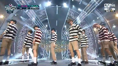 Chen(EXO),EXO,边伯贤(EXO),XIUMIN(EXO),吴世勋(EXO) - Love Me Right