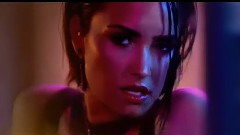 Demi Lovato - Cool For The Summer
