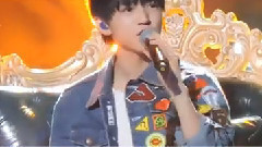 TFBOYS,王俊凯 - 阳光宅男