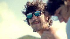 音乐短片 - Let The Location Speak For Itself!