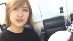 Apink,尹普美(Apink),吴夏荣(Apink),孙娜恩(Apink),朴初珑(Apink) - V APP APINK Live Channel Cut