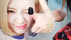 孝渊(少女时代),Tiffany(少女时代),少女时代 - Tiffany Instagram 更新With金孝渊Cut