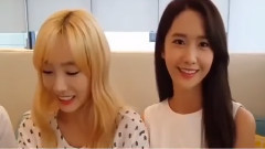 允儿(少女时代),泰妍(少女时代),秀英(少女时代),少女时代 - Naver V APP 八放美人EP01 林允儿 & 金泰妍说中文Cut