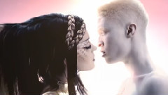 Kanye West,Katy Perry - E.T.
