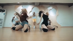 金泫雅 - 因为红