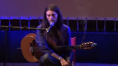 Estas Tonne - 葡萄牙阿尔玛达现场演出