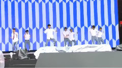 EXO - LOVE ME RIGHT & Growl 彩排
