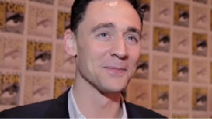 Tom Hiddleston - 甜甜的糖豆森 抖森萌哭向