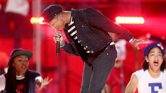 Pharrell Williams - Freedom(8/31/15)现场版