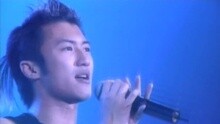 谢霆锋 - 启示录 新城主力唱好霆锋弦烧演唱会 现场版